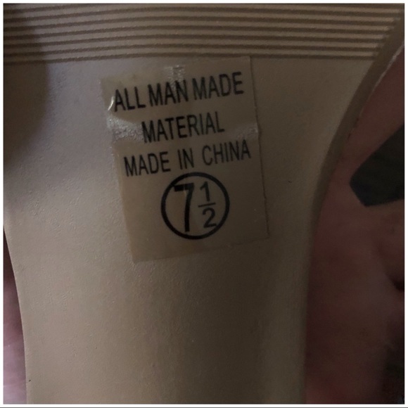 FAUX LEATHER BLOCK HEELED SANDALS - Picture 6 of 8